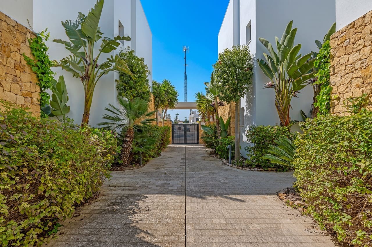 2 chambre Villa/Maison à vendre à Ciudad Quesada avec piscine - 379 000 € (Ref: 9721080)