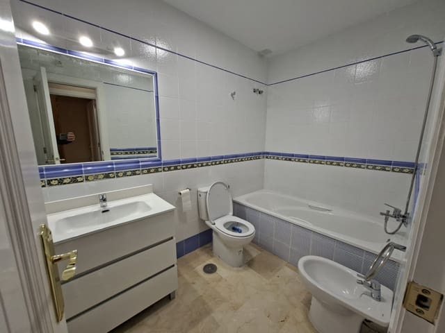 Bungalow de 2 habitaciones en Villamartin, Orihuela en venta - 229.000 € (Ref: 9726324)