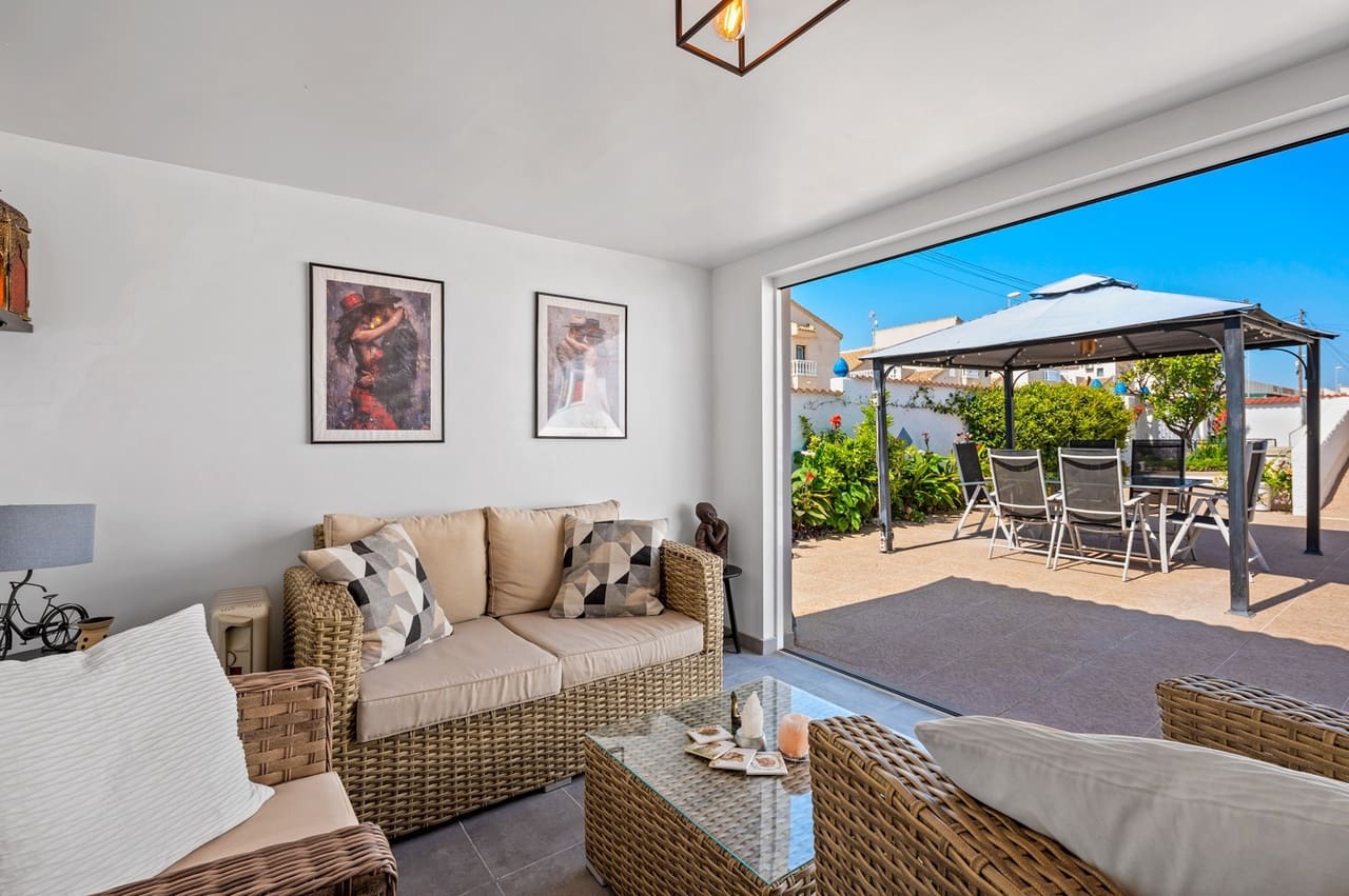 3 chambre Villa/Maison à vendre à Ciudad Quesada avec piscine - 495 000 € (Ref: 9726328)