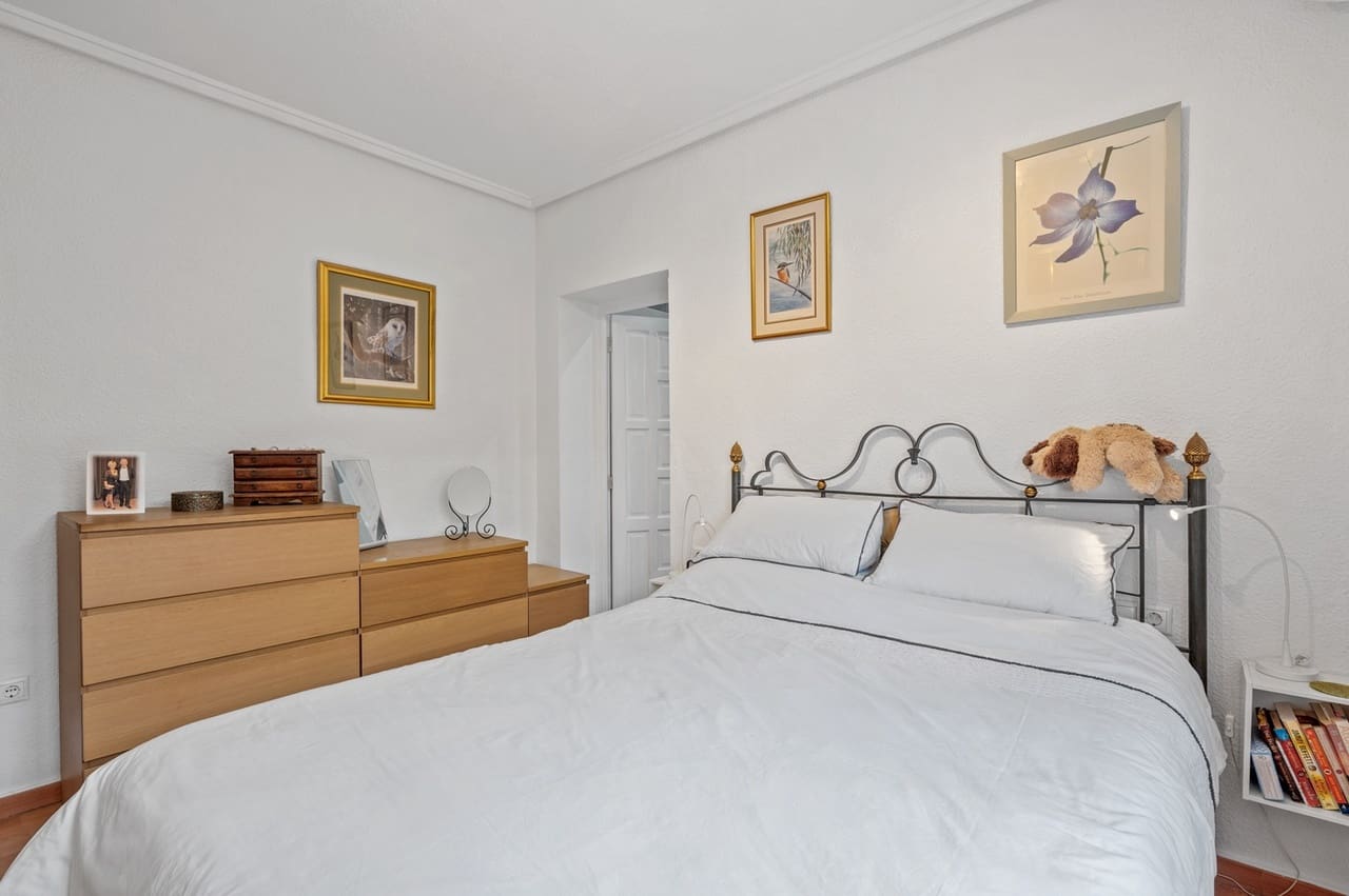 3 bedroom Villa for sale in Ciudad Quesada with pool garage - € 495,000 (Ref: 9726328)