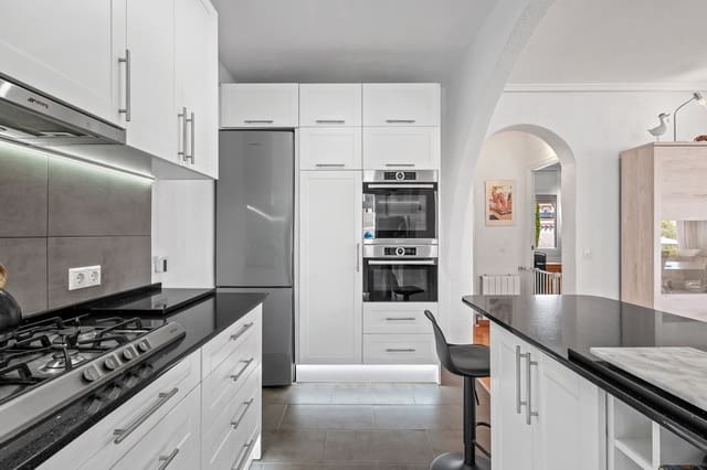3 quarto Moradia para venda em Ciudad Quesada, Rojales com piscina garagem - 495 000 € (Ref: 9726328)