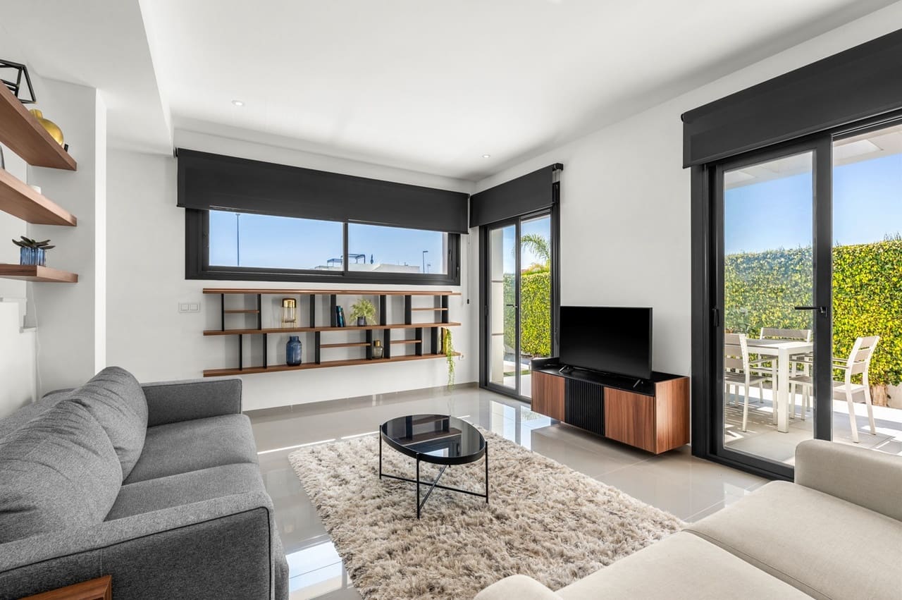 3 soveværelse Villa til salg i Ciudad Quesada med swimmingpool - € 499.000 (Ref: 9728544)