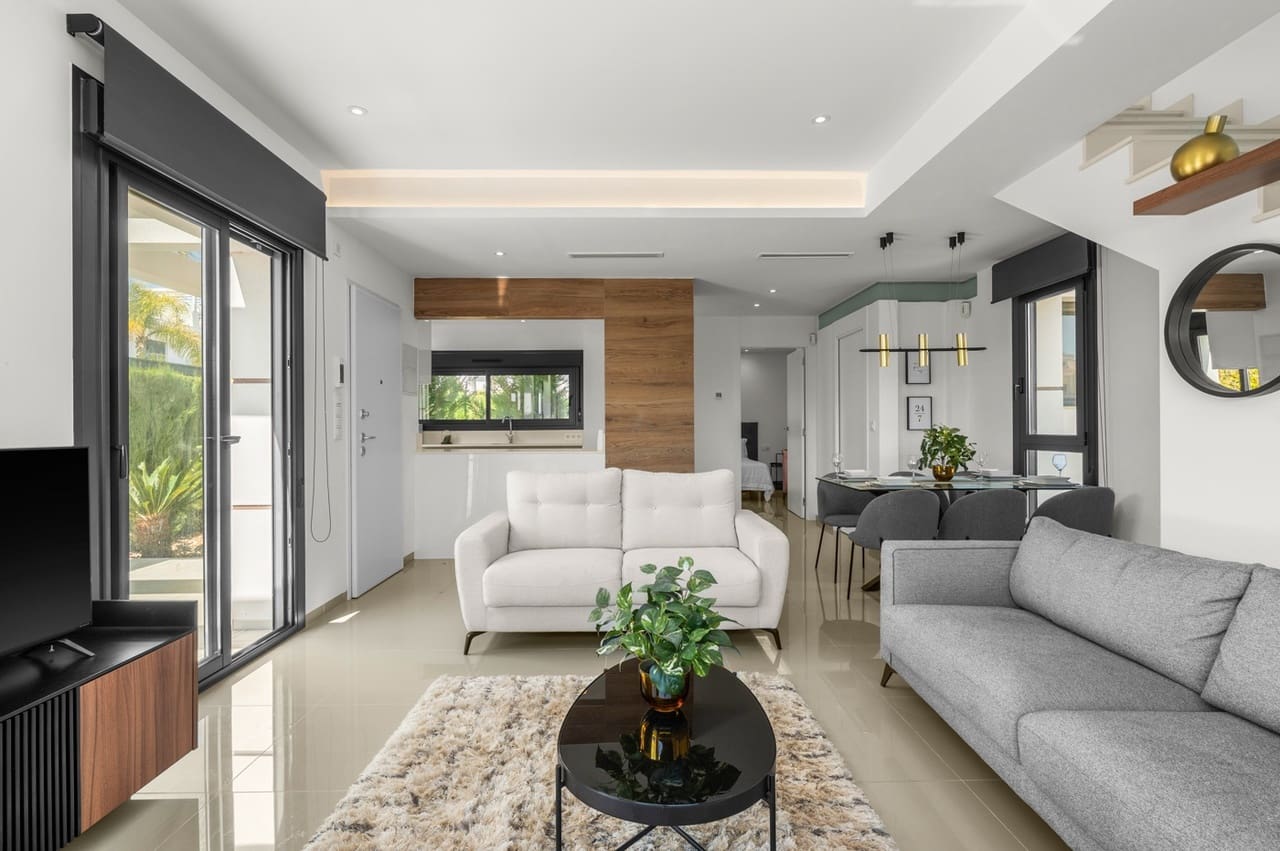 3 soveværelse Villa til salg i Ciudad Quesada med swimmingpool - € 499.000 (Ref: 9728544)