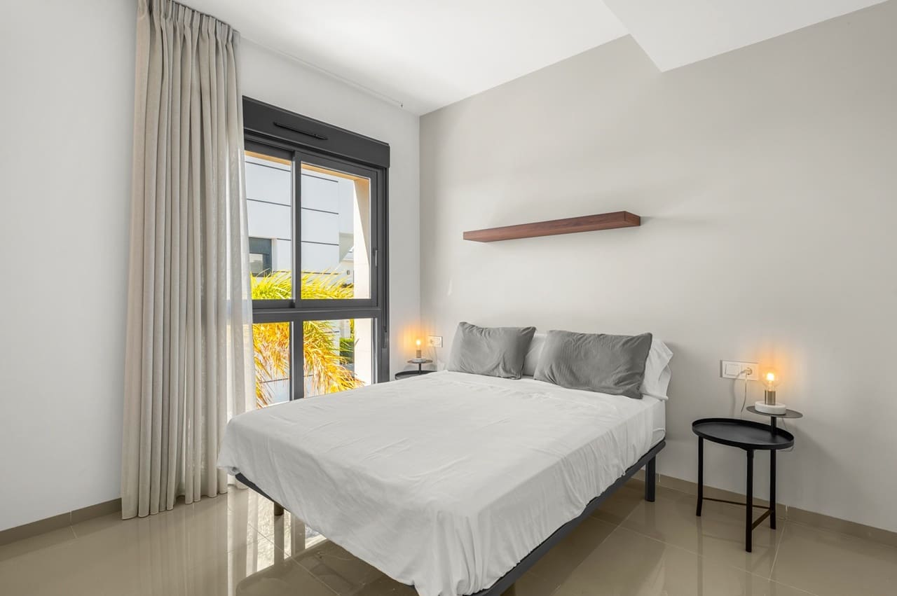 3 soveværelse Villa til salg i Ciudad Quesada med swimmingpool - € 499.000 (Ref: 9728544)