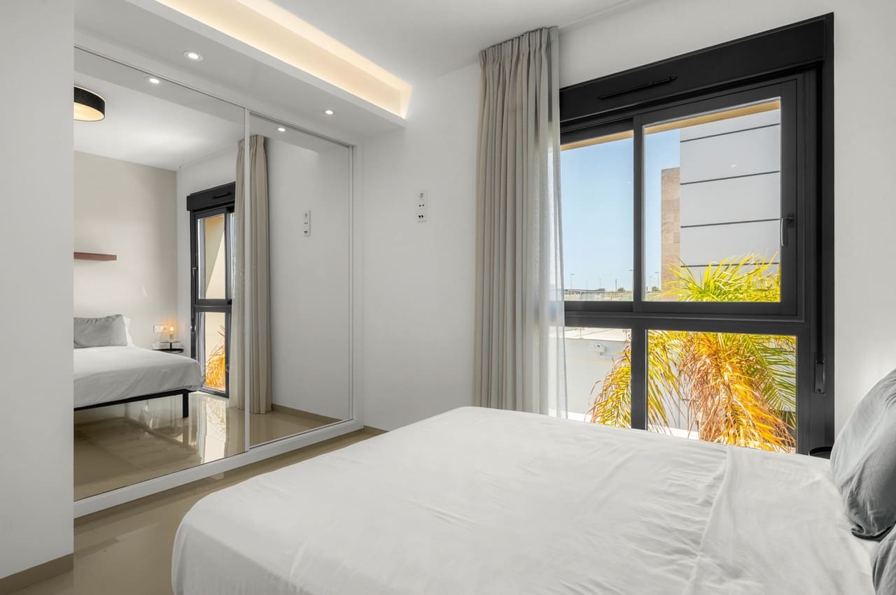 3 soveværelse Villa til salg i Ciudad Quesada med swimmingpool - € 499.000 (Ref: 9728544)