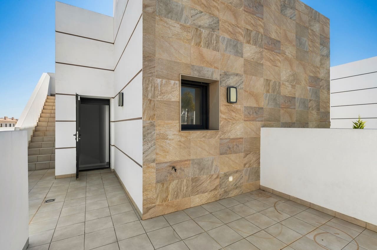 3 soveværelse Villa til salg i Ciudad Quesada med swimmingpool - € 499.000 (Ref: 9728544)