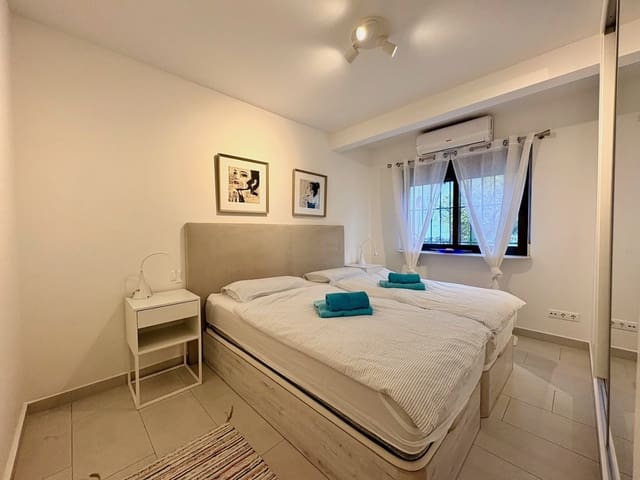 4 soveværelse Byhus til salg i Dehesa de Campoamor, Orihuela - € 390.000 (Ref: 9728551)