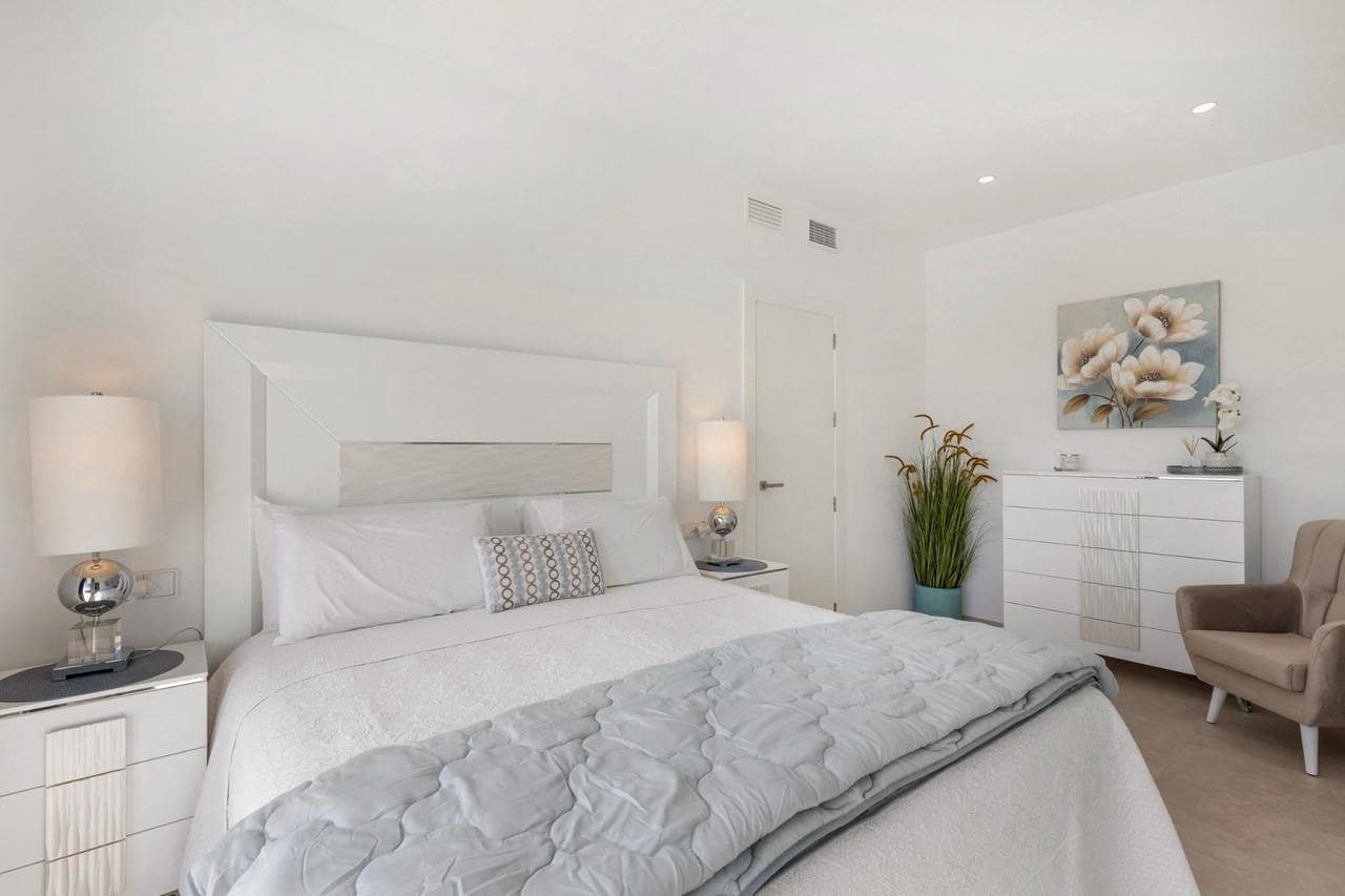 2 soverom Villa til salgs i Los Alcazares med svømmebasseng - € 439 000 (Ref: 9728556)