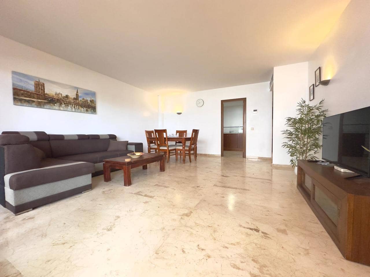 2 Zimmer Apartment zu verkaufen in Torrevieja mit Pool - 330.000 € (Ref: 9728559)