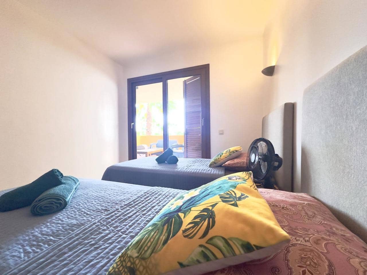 2 Zimmer Apartment zu verkaufen in Torrevieja mit Pool - 330.000 € (Ref: 9728559)