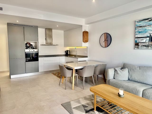 3 makuuhuone Omakotitalo myytävänä paikassa San Pedro del Pinatar ciudad, San Pedro del Pinatar - 299 000 € (Ref: 9731744)