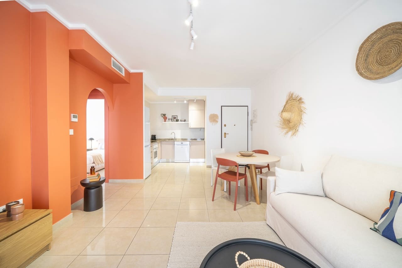 2 bedroom Apartment for sale in Ciudad Quesada with pool - € 229,000 (Ref: 9731745)