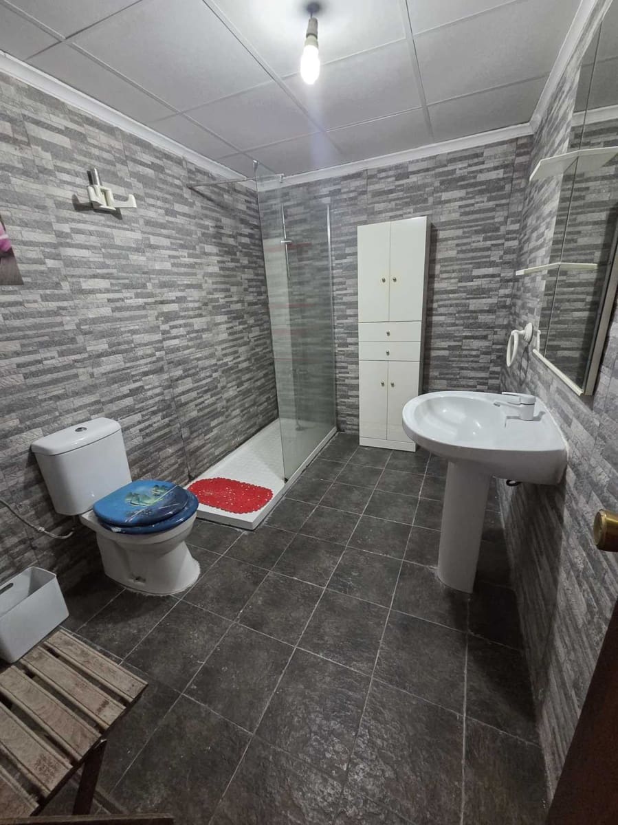 Apartamento de 2 habitaciones en Torrevieja en venta - 167.000 € (Ref: 9735311)