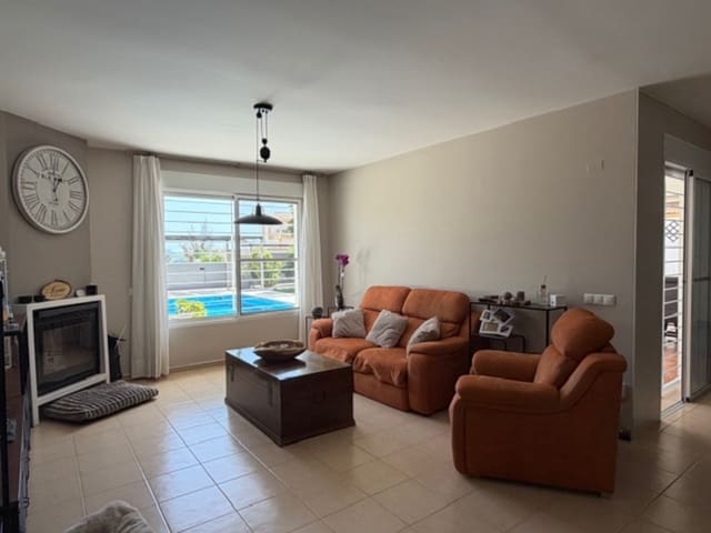 4 bedroom Villa for sale in Santomera with pool garage - € 354,995 (Ref: 9738295)