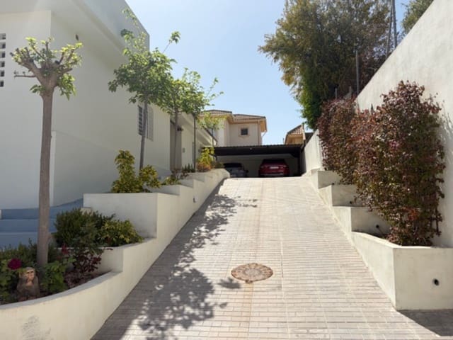 4 bedroom Villa for sale in Santomera with pool garage - € 354,995 (Ref: 9738295)