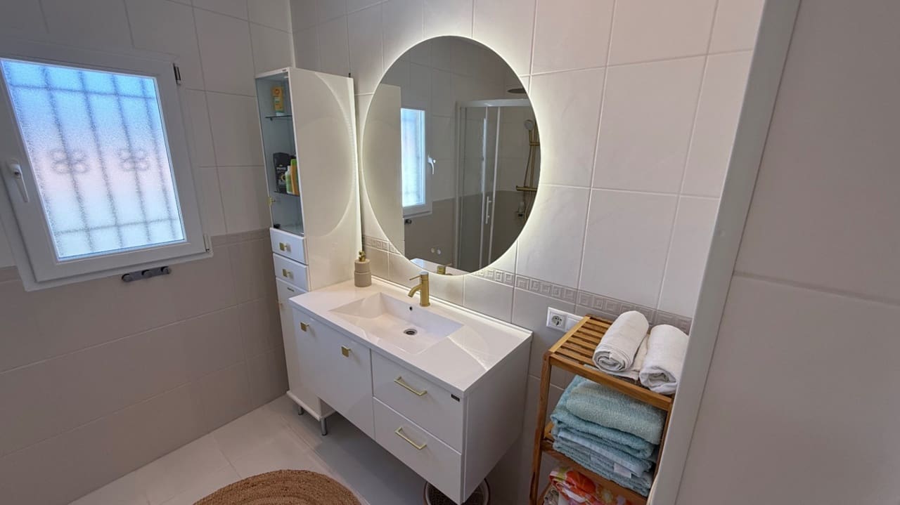 3 sypialnia Willa na sprzedaż w Torrevieja - 645 000 € (Ref: 9738301)