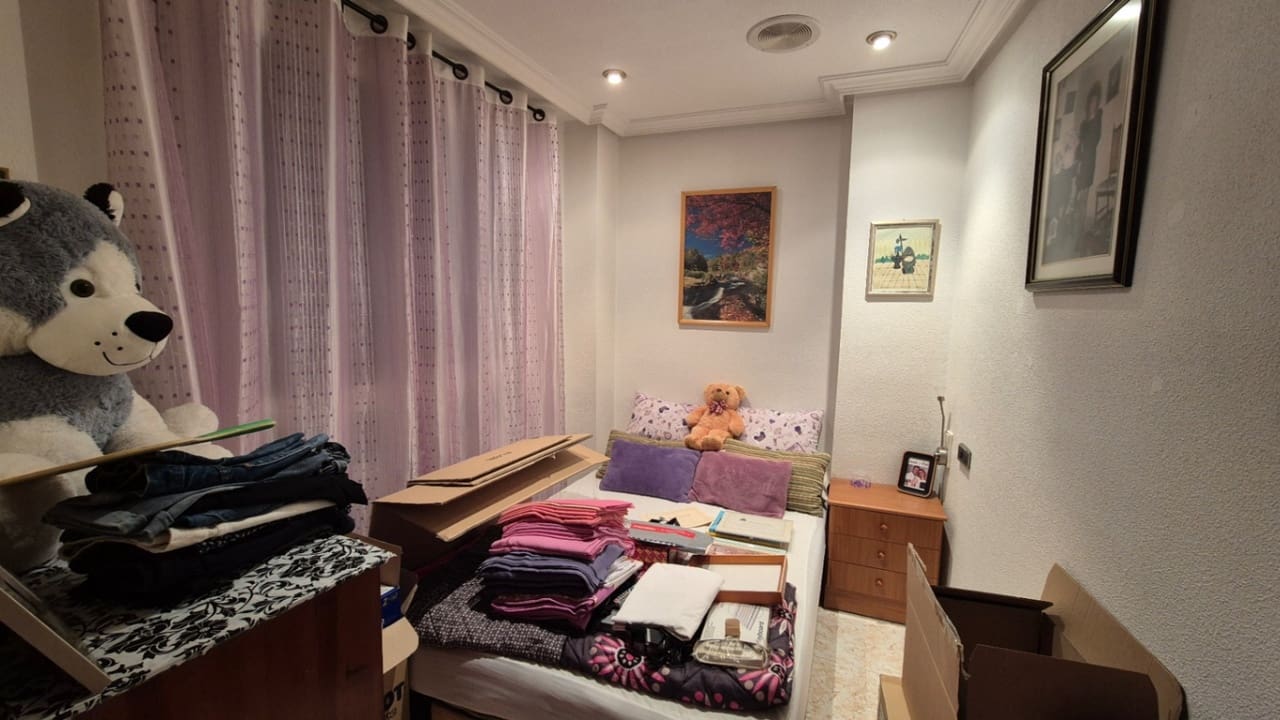 Apartamento de 3 habitaciones en Torrevieja en venta - 250.000 € (Ref: 9738304)