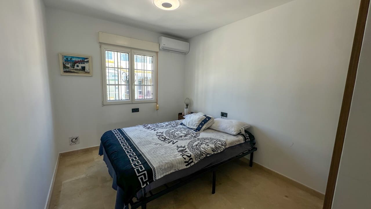 Apartamento de 3 habitaciones en Orihuela Costa en venta - 319.000 € (Ref: 9738315)