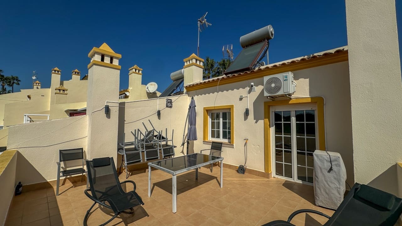 Apartamento de 3 habitaciones en Orihuela Costa en venta - 319.000 € (Ref: 9738315)