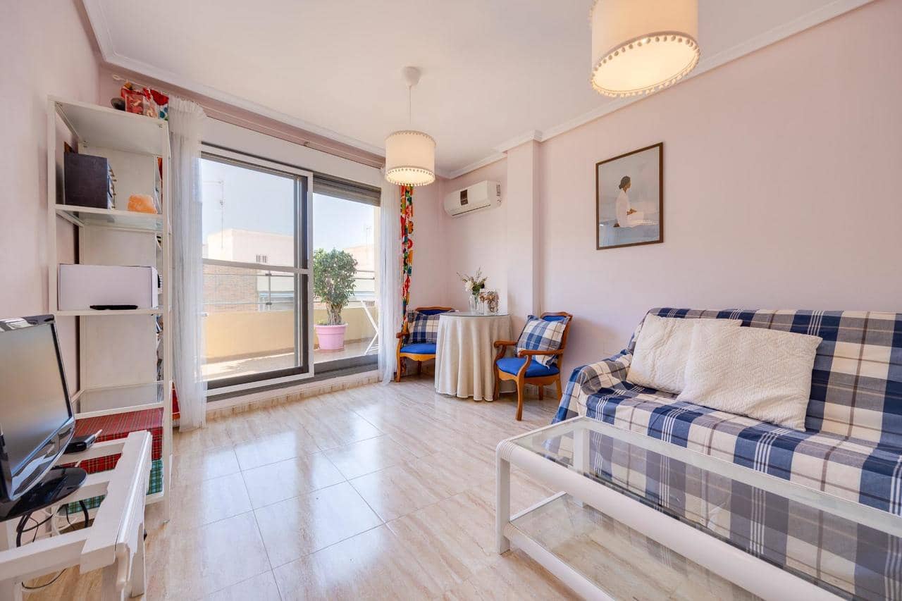 2 Zimmer Penthouse zu verkaufen in Torrevieja - 175.000 € (Ref: 9738316)