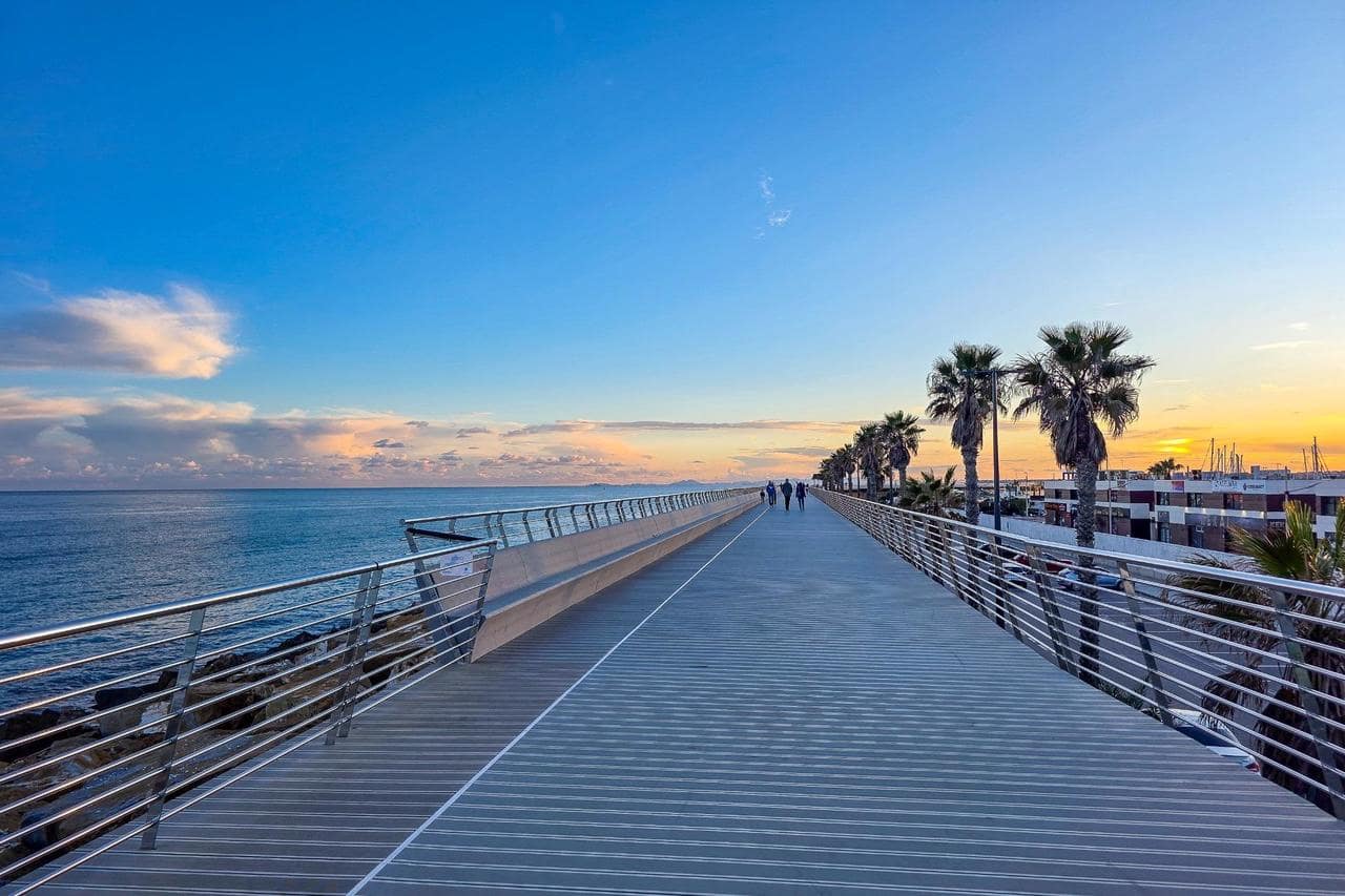 2 Zimmer Penthouse zu verkaufen in Torrevieja - 175.000 € (Ref: 9738316)