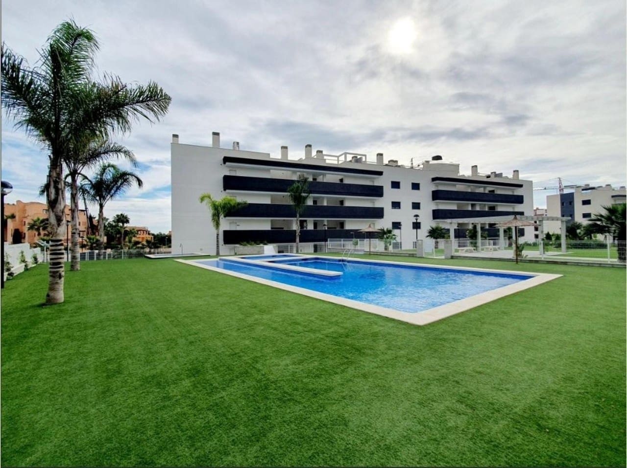 2 soveværelse Lejlighed til salg i Orihuela Costa med garage - € 249.900 (Ref: 9738319)
