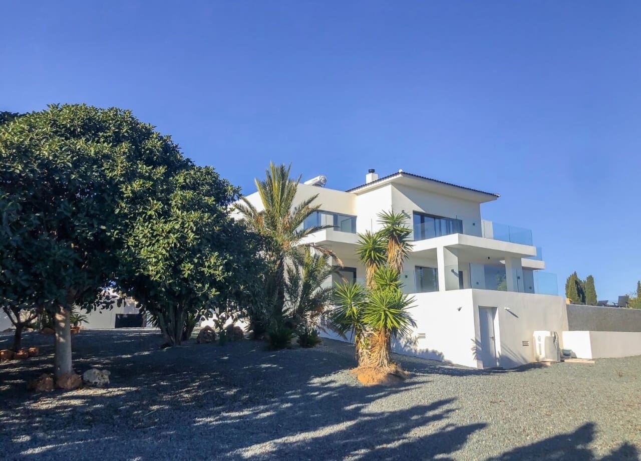 Chalet de 5 habitaciones en Ciudad Quesada en venta - 2.300.000 € (Ref: 9738321)