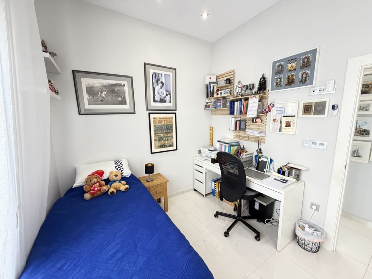 3 quarto Moradia para venda em Villamartin com piscina - 460 000 € (Ref: 9738322)