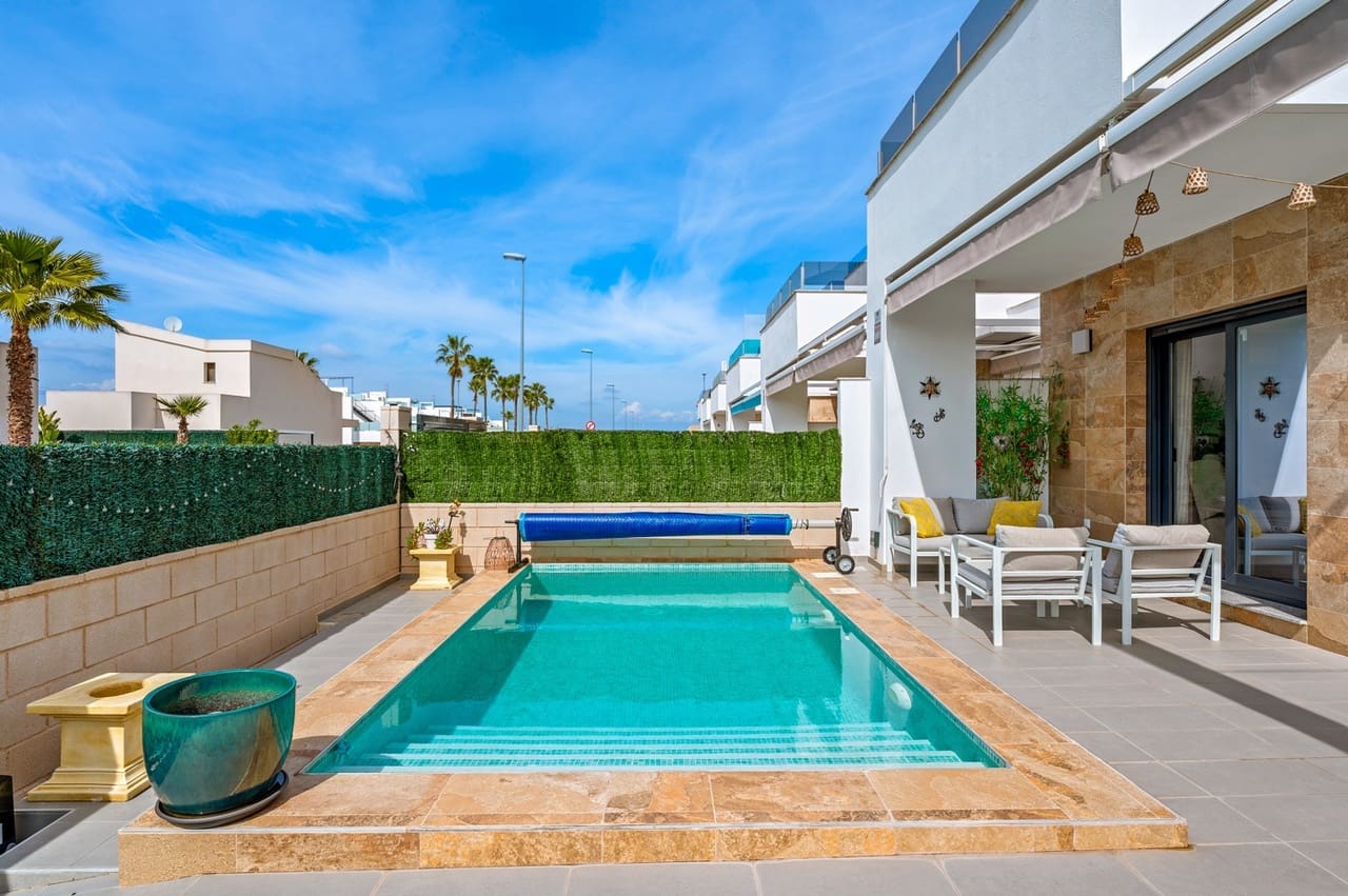 3 chambre Villa/Maison à vendre à Benijofar avec piscine - 410 000 € (Ref: 9738323)