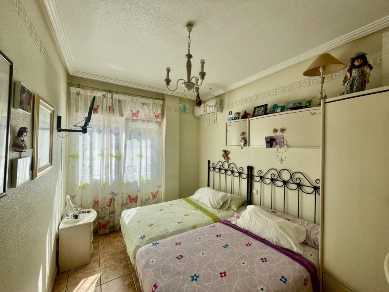 Chalet de 4 habitaciones en Ciudad Quesada en venta con garaje - 699.900 € (Ref: 9741555)
