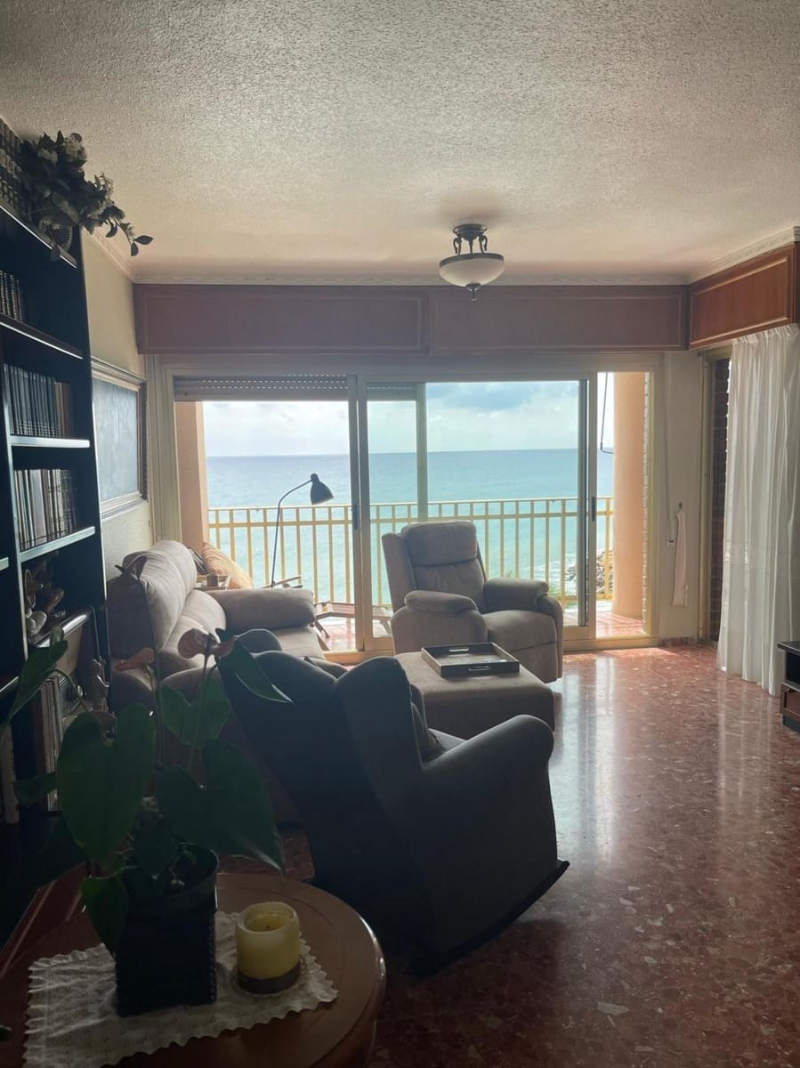 Apartamento de 4 habitaciones en Torrevieja en venta - 474.900 € (Ref: 9741556)