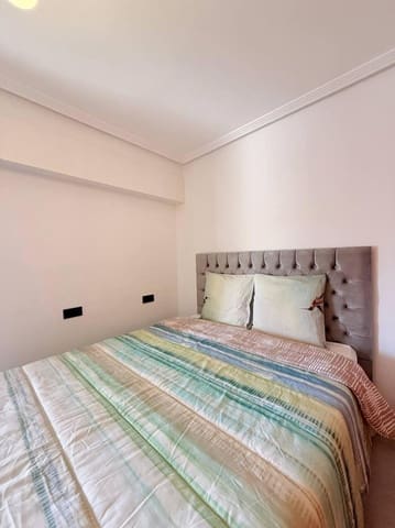 Ático de 2 habitaciones en El Molino, Torrevieja en venta - 265.000 € (Ref: 9741557)