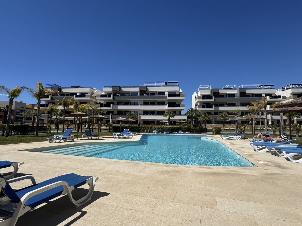 3 bedroom Apartment for sale in Playa Flamenca - € 450,000 (Ref: 9741559)