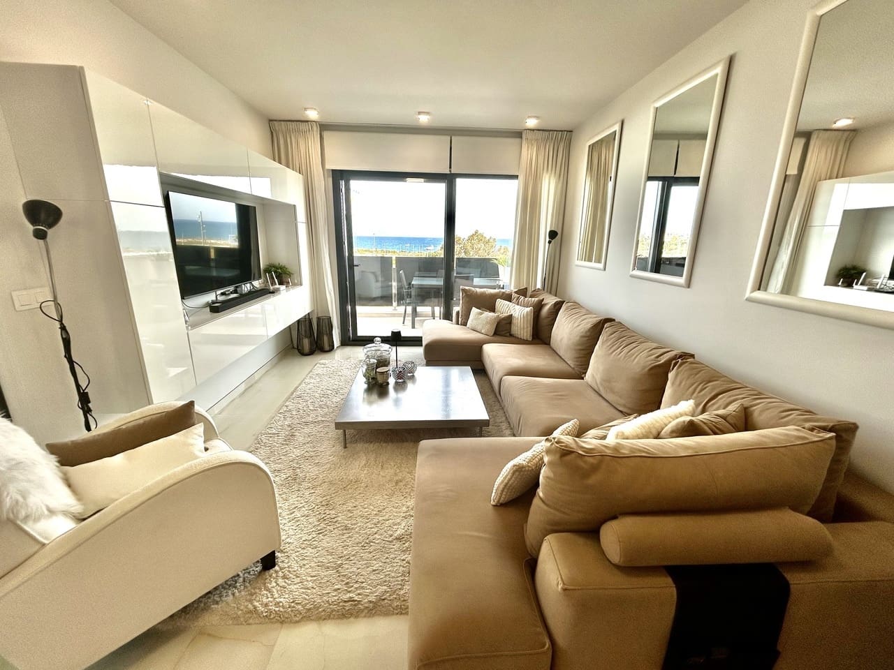 3 soveværelse Lejlighed til salg i Playa Flamenca - € 450.000 (Ref: 9741559)