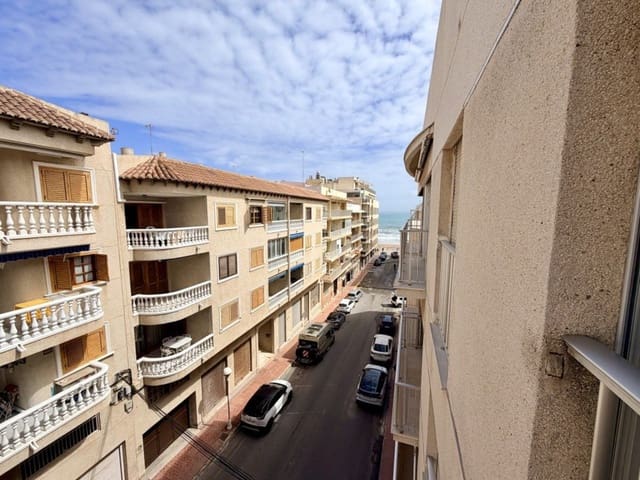 3 chambre Appartement à vendre à Zona Pueblo, Guardamar del Segura avec garage - 224 000 € (Ref: 9741560)