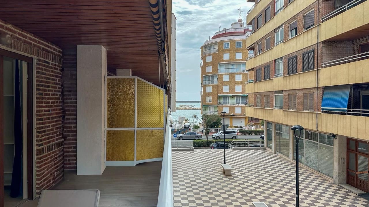 2 sypialnia Apartament na sprzedaż w Torrevieja - 265 000 € (Ref: 9741562)