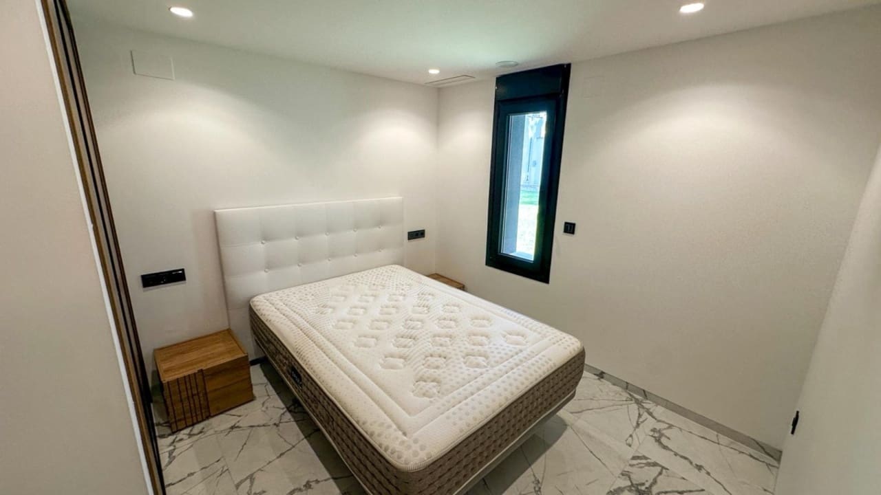 4 soverom Villa til salgs i Villamartin med svømmebasseng - € 2 950 000 (Ref: 9741565)