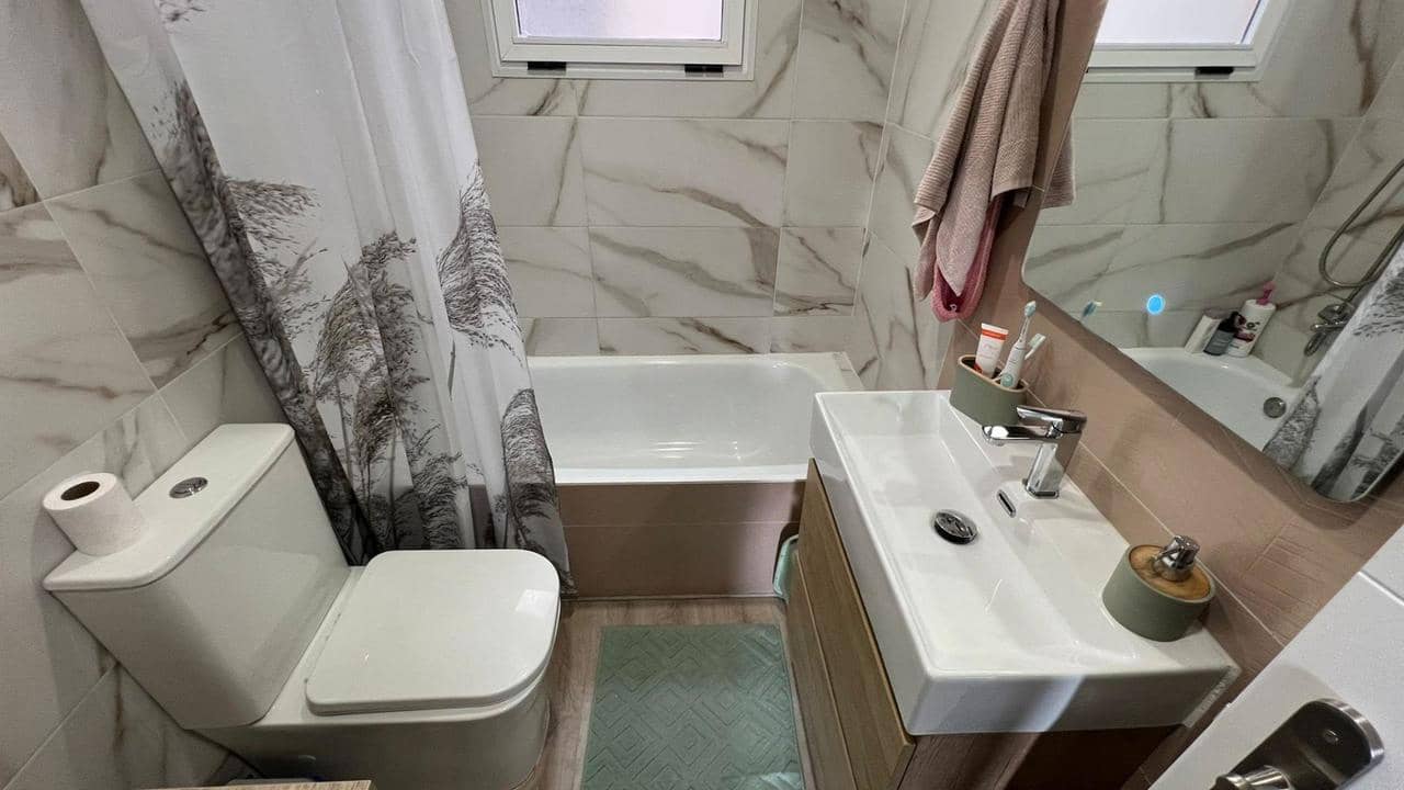 1 chambre Appartement à vendre à Torrevieja avec piscine - 134 900 € (Ref: 9744065)