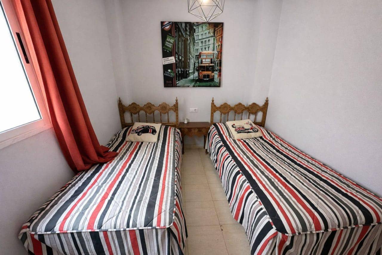 2 sypialnia Apartament na sprzedaż w Torrevieja - 150 000 € (Ref: 9744068)