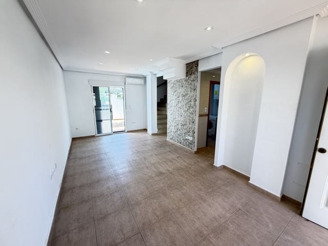 2 soverom Hus til salgs i Los Altos med svømmebasseng - € 199 000 (Ref: 9744076)