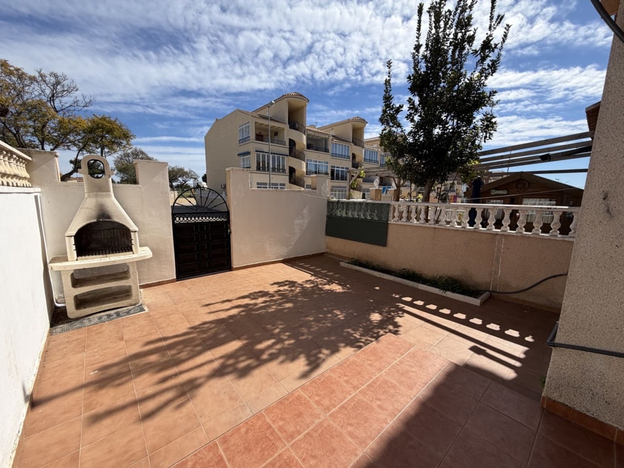 2 soveværelse Byhus til salg i Los Altos med swimmingpool - € 199.000 (Ref: 9744076)