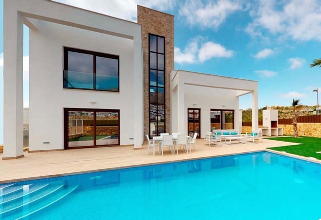 Chalet de 4 habitaciones en Finestrat Pueblo, Finestrat en venta con piscina garaje - 859.000 € (Ref: 9744079)
