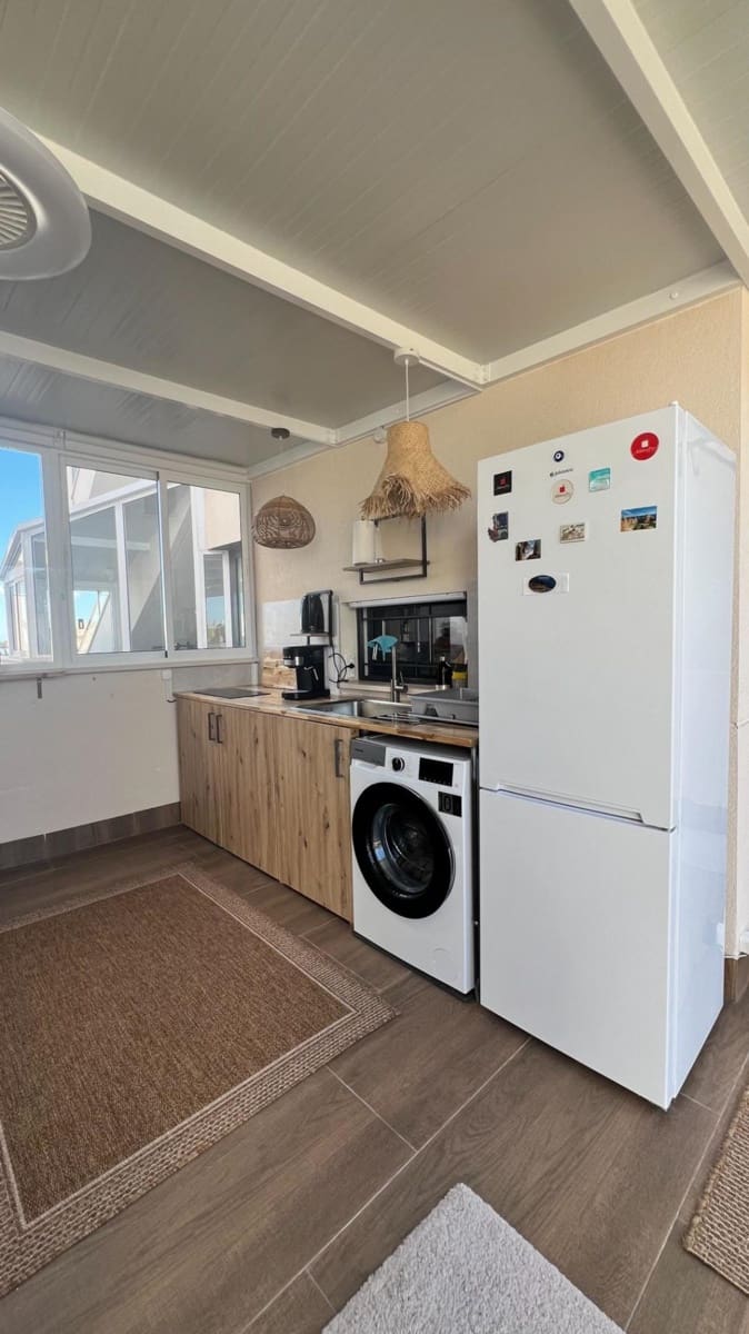 Apartamento de 2 habitaciones en San Miguel de Salinas en venta con piscina - 329.900 € (Ref: 9746992)