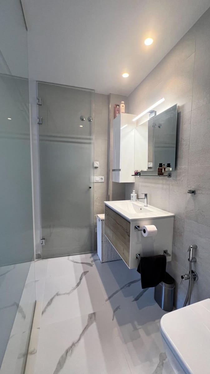 Apartamento de 2 habitaciones en San Miguel de Salinas en venta con piscina - 329.900 € (Ref: 9746992)