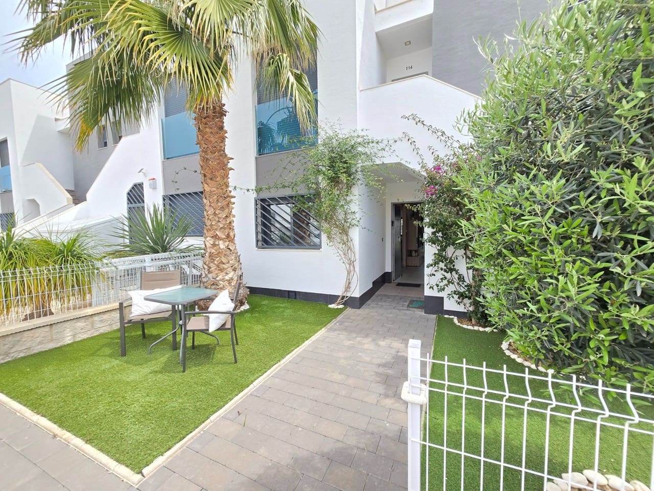 2 soveværelse Lejlighed til salg i Orihuela Costa - € 259.900 (Ref: 9755420)