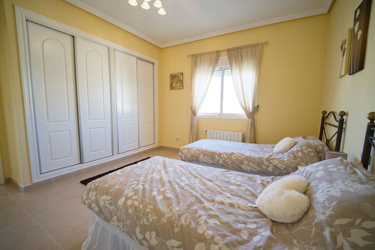 4 chambre Villa/Maison à vendre à Ciudad Quesada avec piscine - 674 950 € (Ref: 9758635)