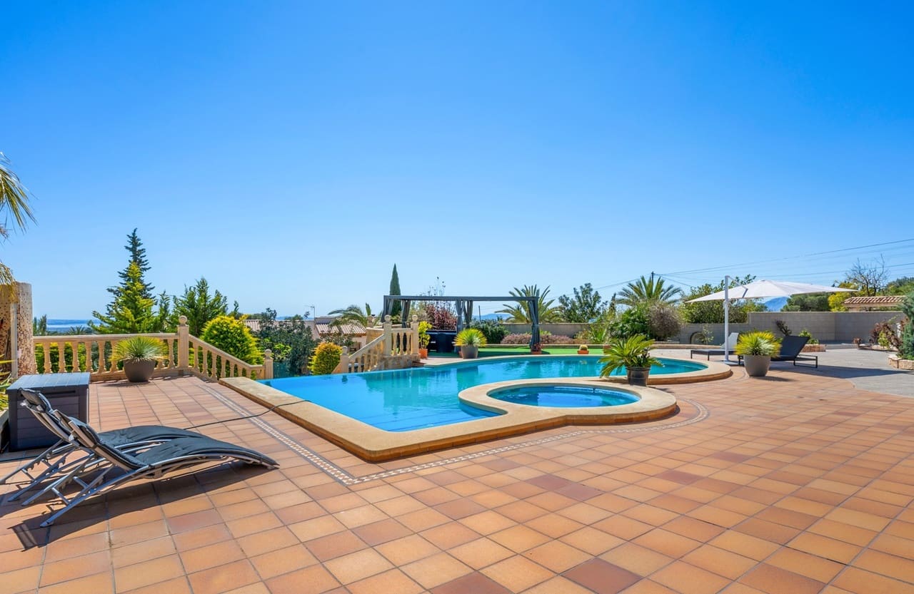 5 bedroom Finca/Country House for sale in Elche / Elx with pool garage - € 599,000 (Ref: 9758636)