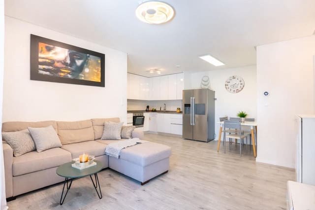 3 makuuhuone Huoneisto myytävänä paikassa Dehesa de Campoamor, Orihuela mukana uima-altaan - 378 000 € (Ref: 9758655)