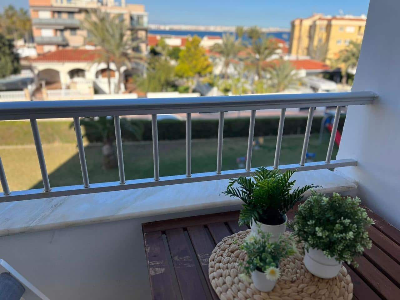 Apartamento de 3 habitaciones en Torrevieja en venta con piscina - 339.700 € (Ref: 9761759)