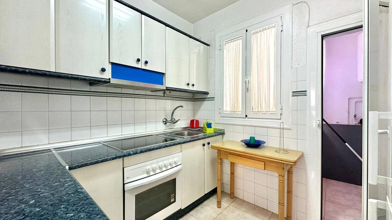 Apartamento de 3 habitaciones en Torrevieja en venta - 154.900 € (Ref: 9761764)